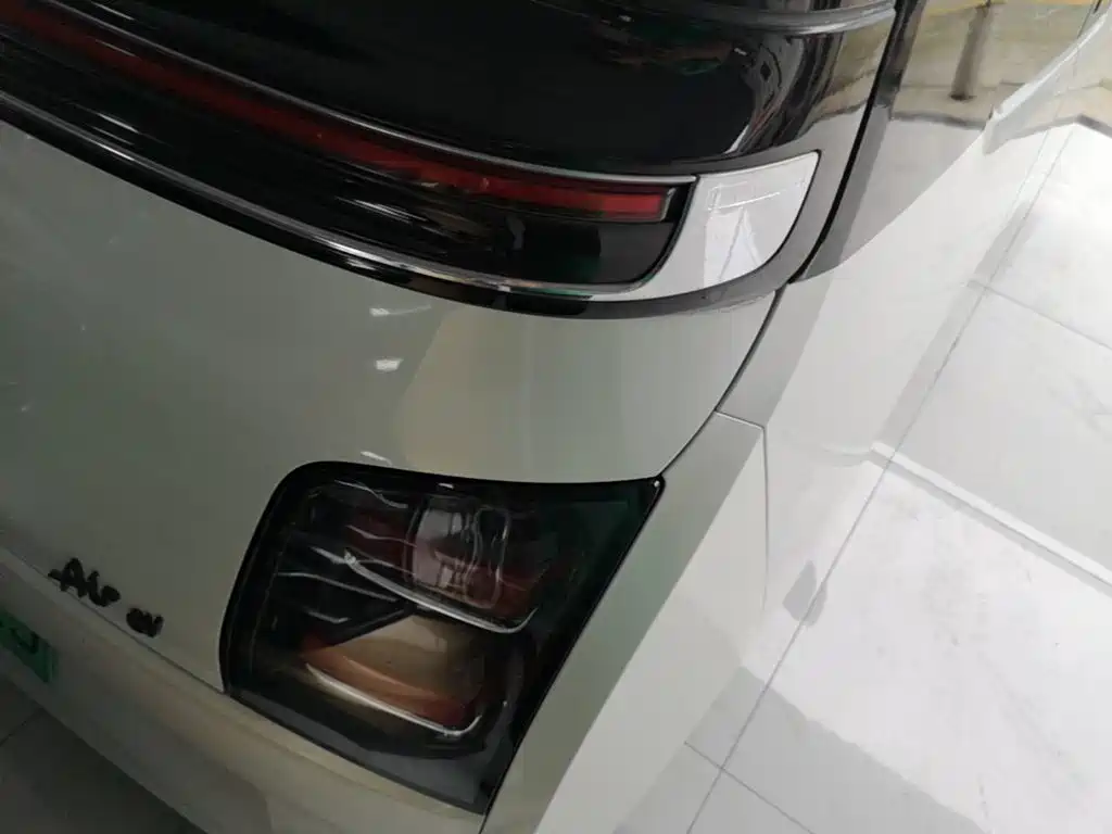 Wuling Motors Wuling Air ev 2023 2023 4-Seat Advanced Edition
