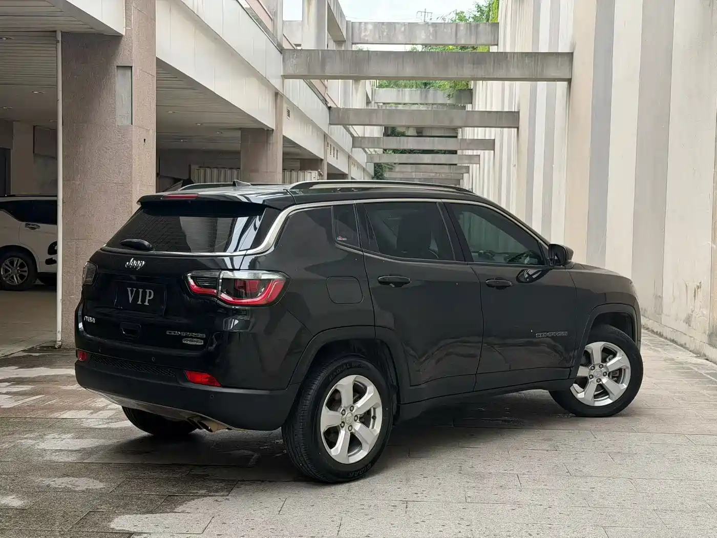 Фото 7 - Jeep Compass