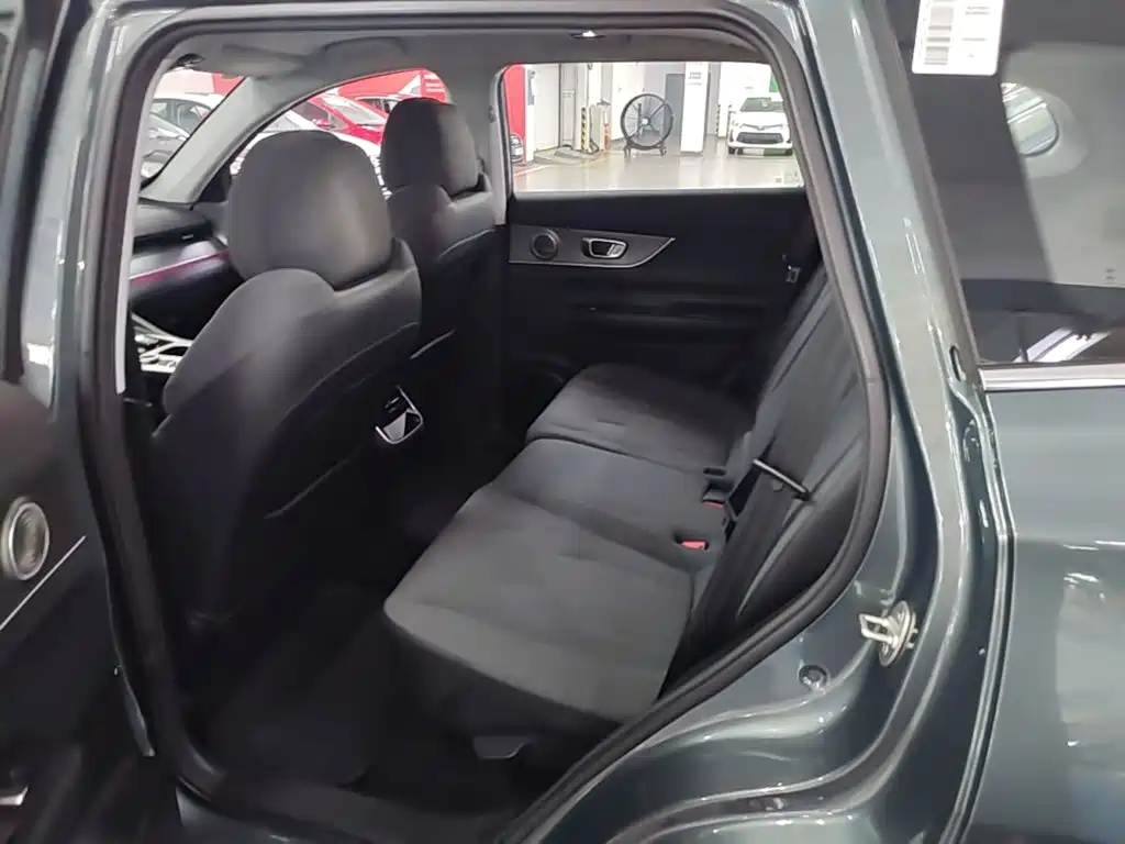 Chery Tiggo 8 PLUS 2026 2025 290TGDI DCT Luxury 5-seater