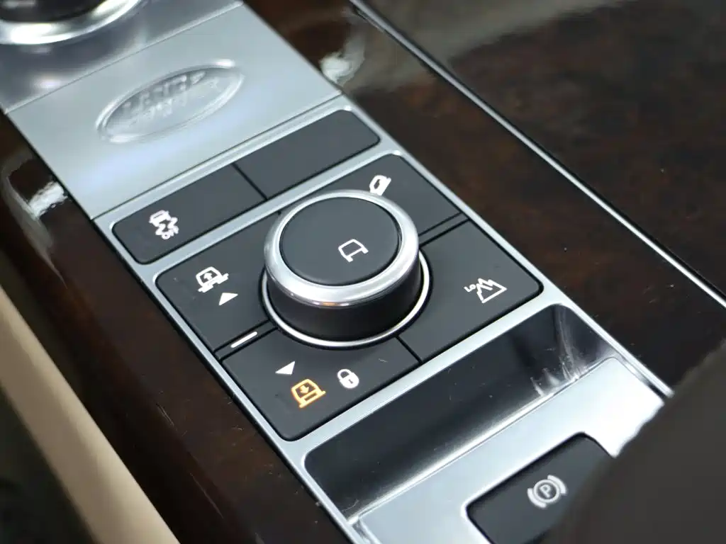 Фото 21 - Land Rover Range Rover