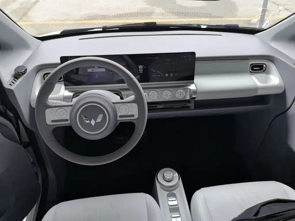 Wuling Motors Wuling Air ev 2023 2023 4-Seat Advanced Edition