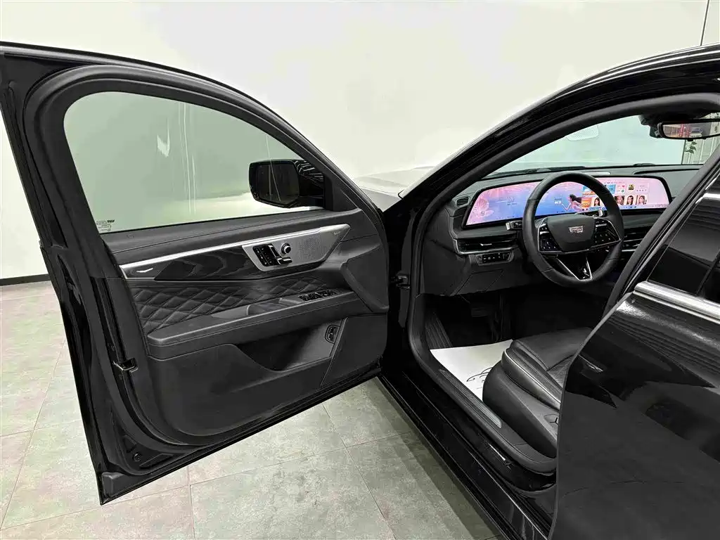 Cadillac CT6 2023 2023 28T Premium Model
