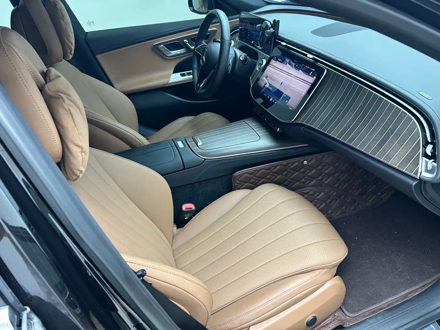 Фото 7 - Mercedes-Benz E-Class