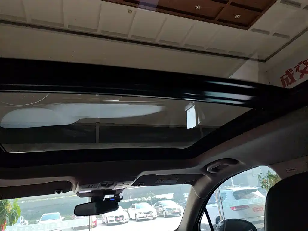 Buick Envision Plus 2019 20T 2WD Leading Type China V фото 15