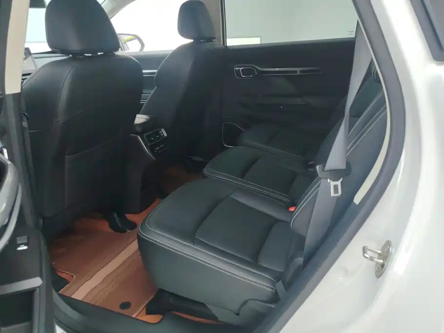 Geely Okavango 2021 2020 1.8TD DCT Flagship 7-Seater