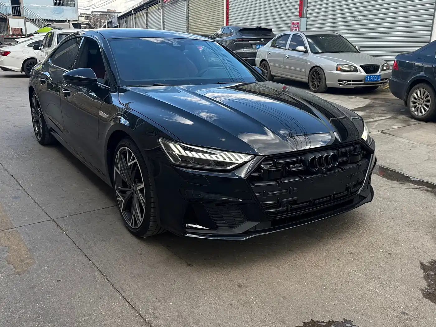 Audi A7L 2022 2022 45 TFSI quattro S-line Black Warrior Edition