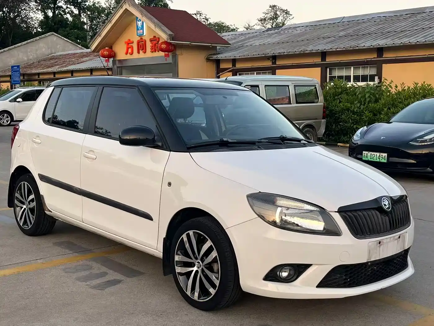Škoda Fabia 2014 1.6L Automatic Sport Edition фото 3