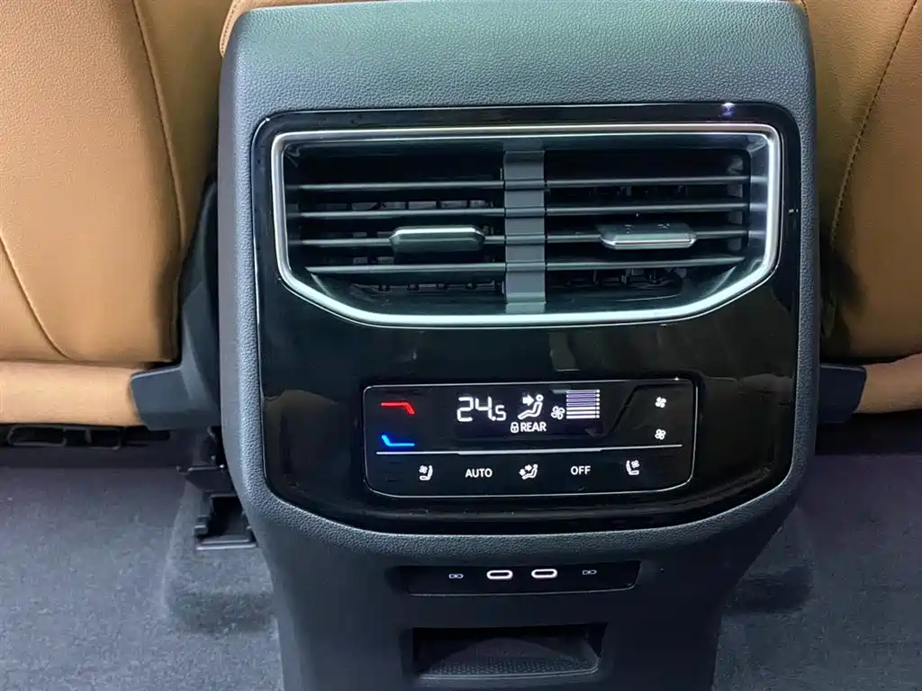 Volkswagen Talagon 2025 Model 450TSI AWD Premium 6-Seater фото 23