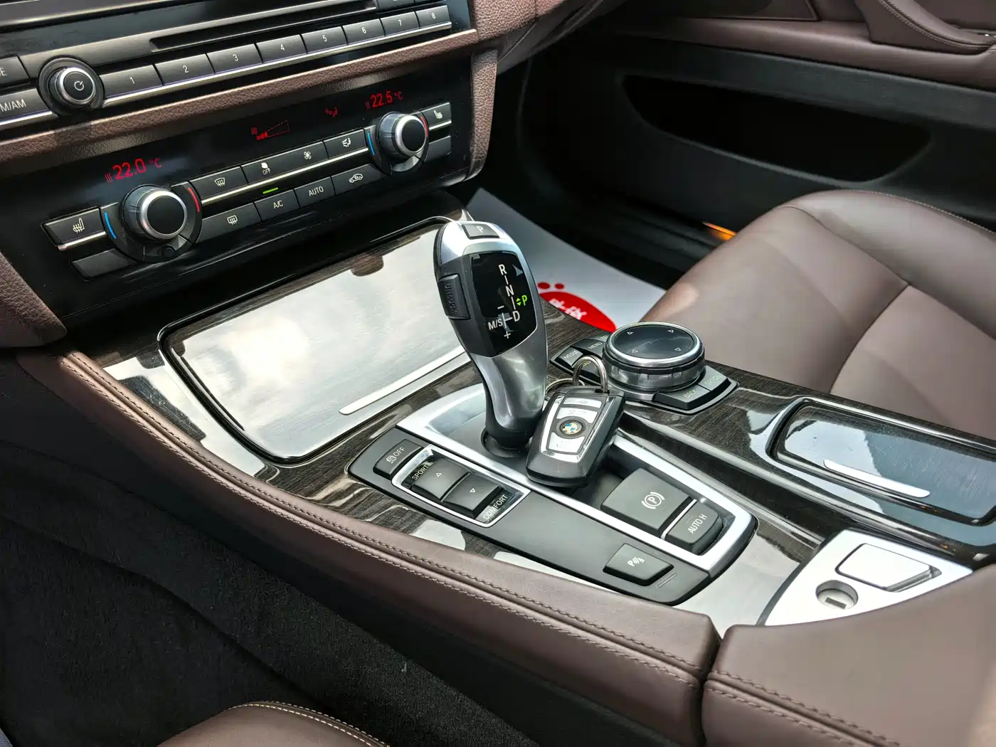 BMW 5 Series 2014 525Li Luxury Design Package фото 2