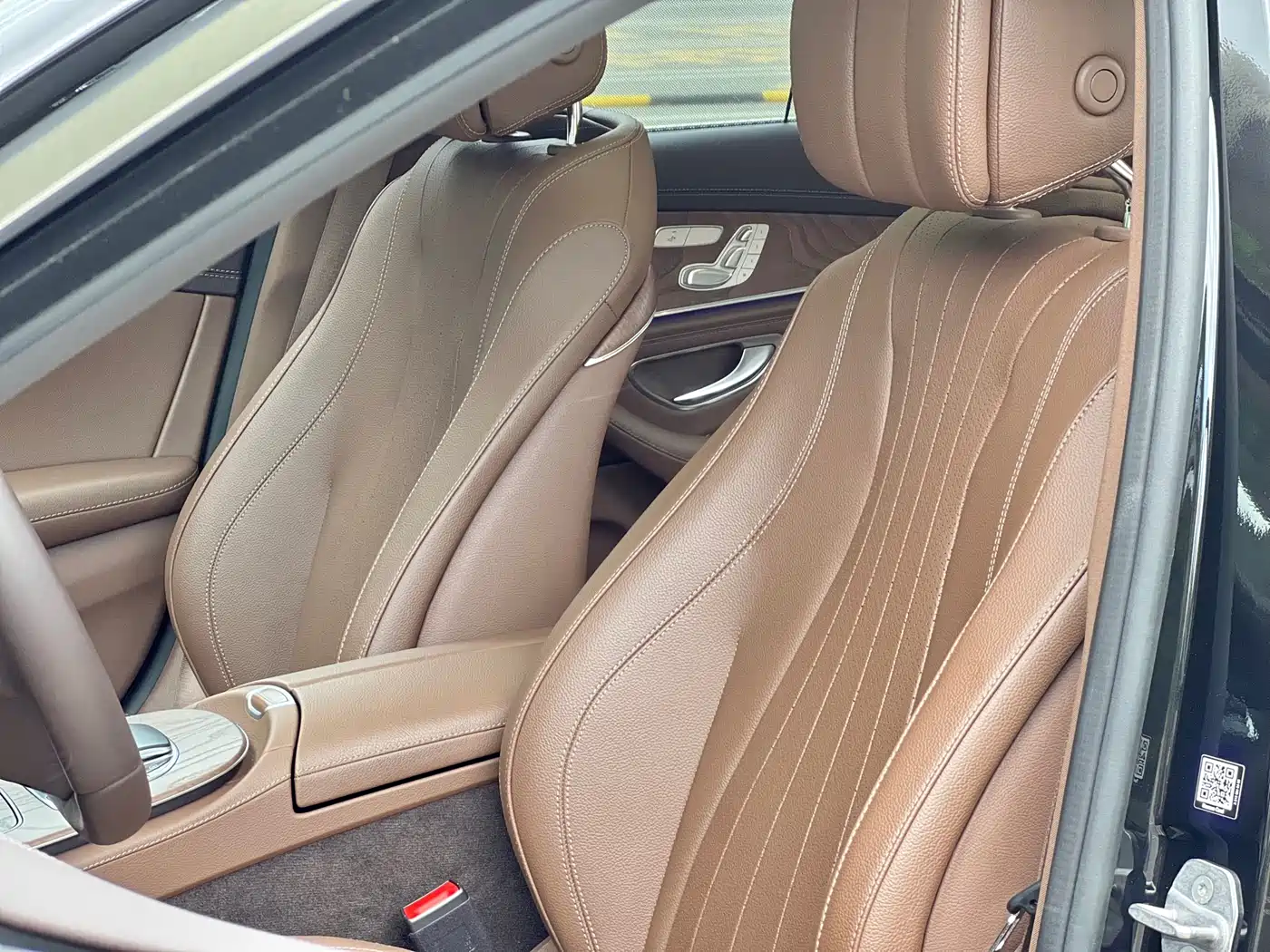 Mercedes-Benz E-Class 2021 E 300 L Luxury фото 11