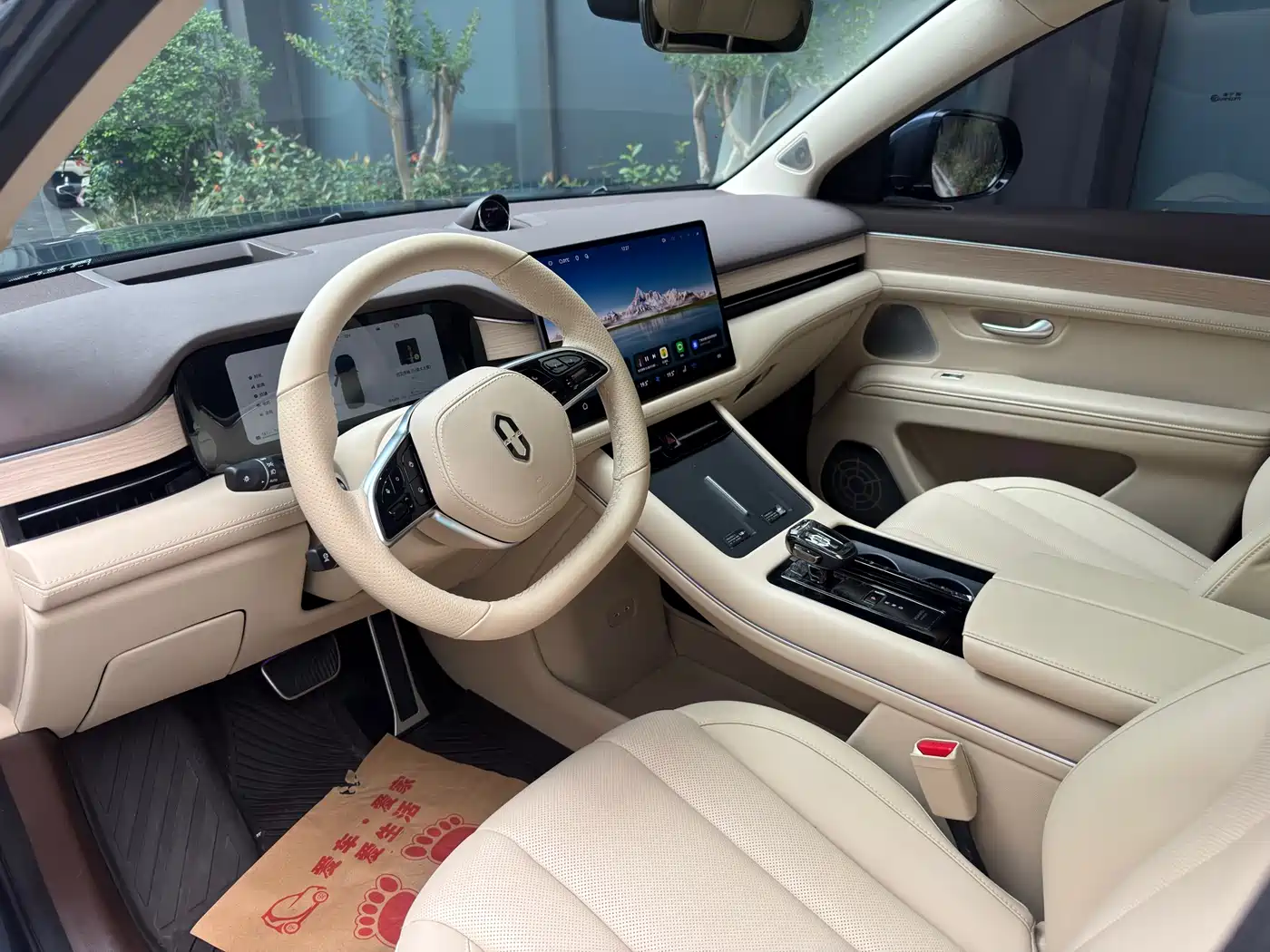 AITO Wenjie AITO M7 2024 1.5T Smart Drive RWD Ultra 5-seater фото 11