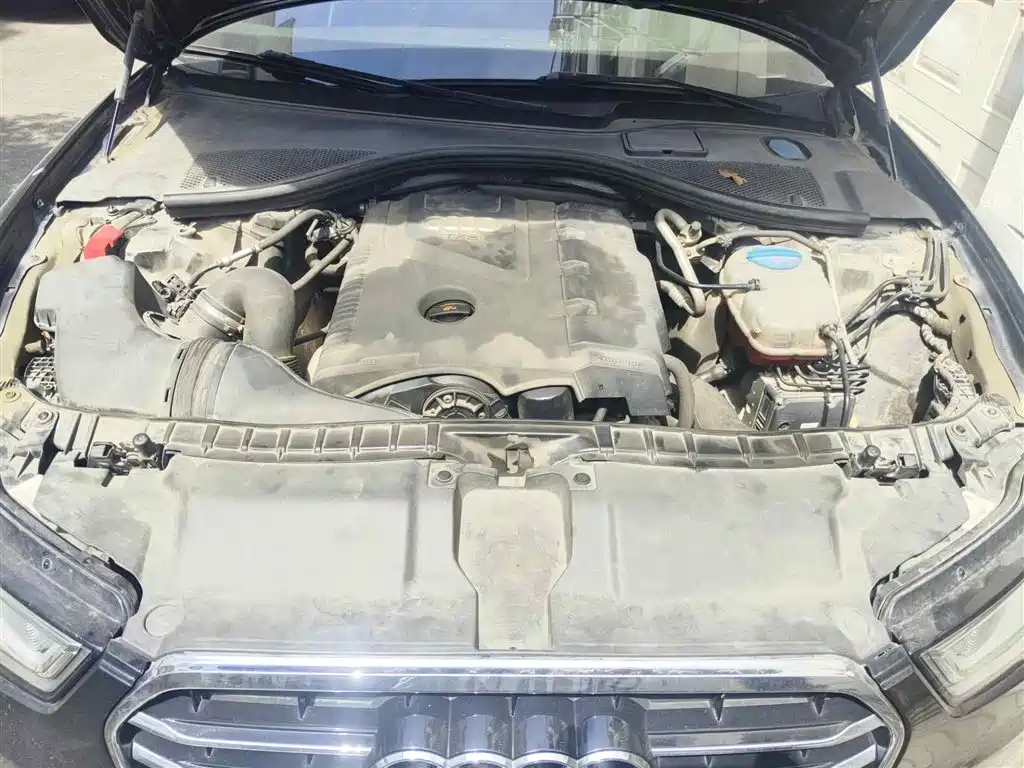 Фото 3 - Audi A6L