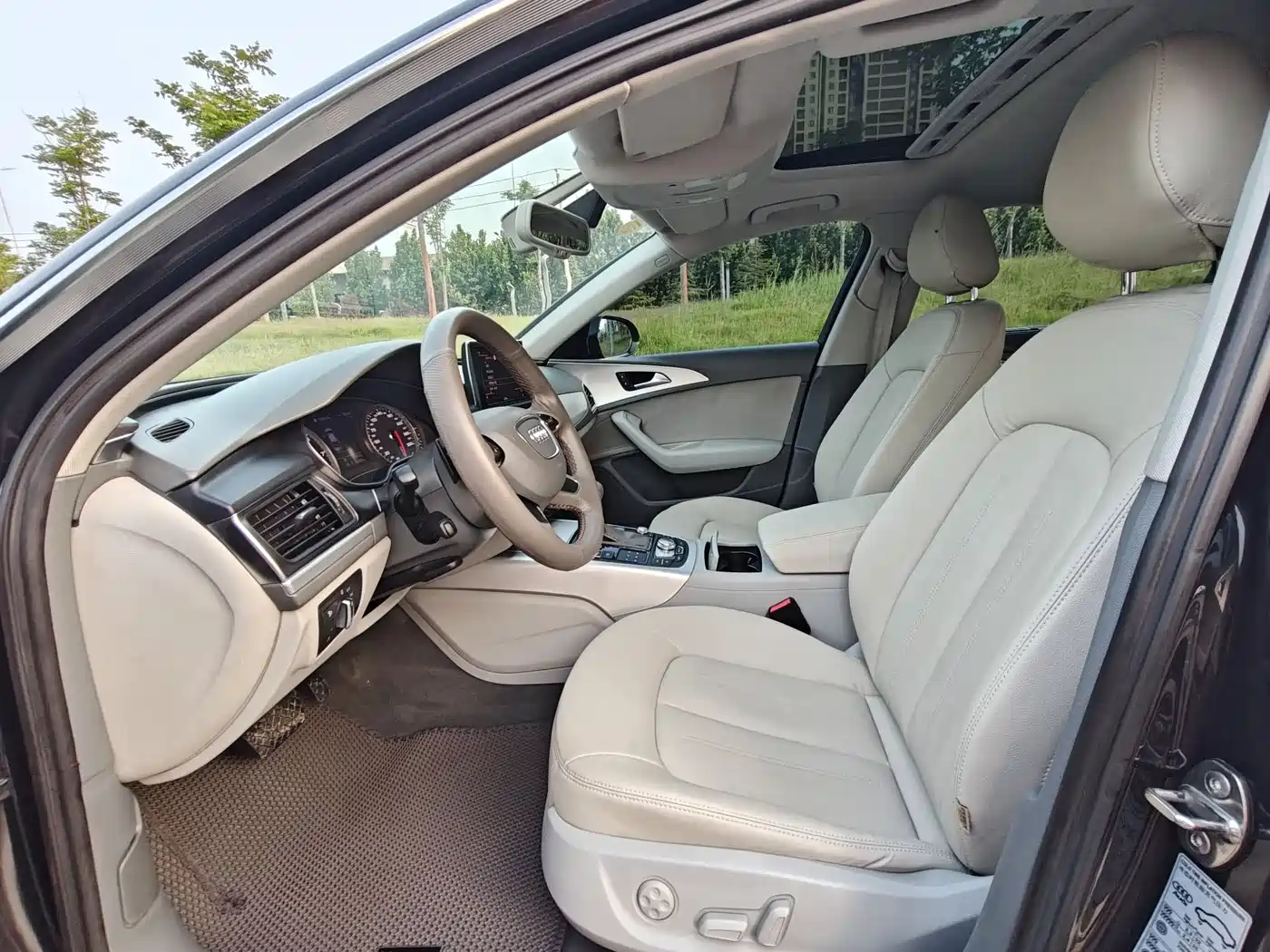 Audi A6L 2012 TFSI Standard фото 9