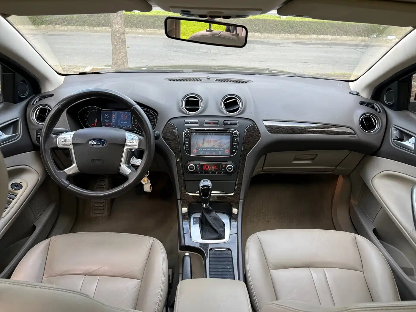 Ford Mondeo Zhisheng 2013 2011 2.0L GTDi200 Fashion