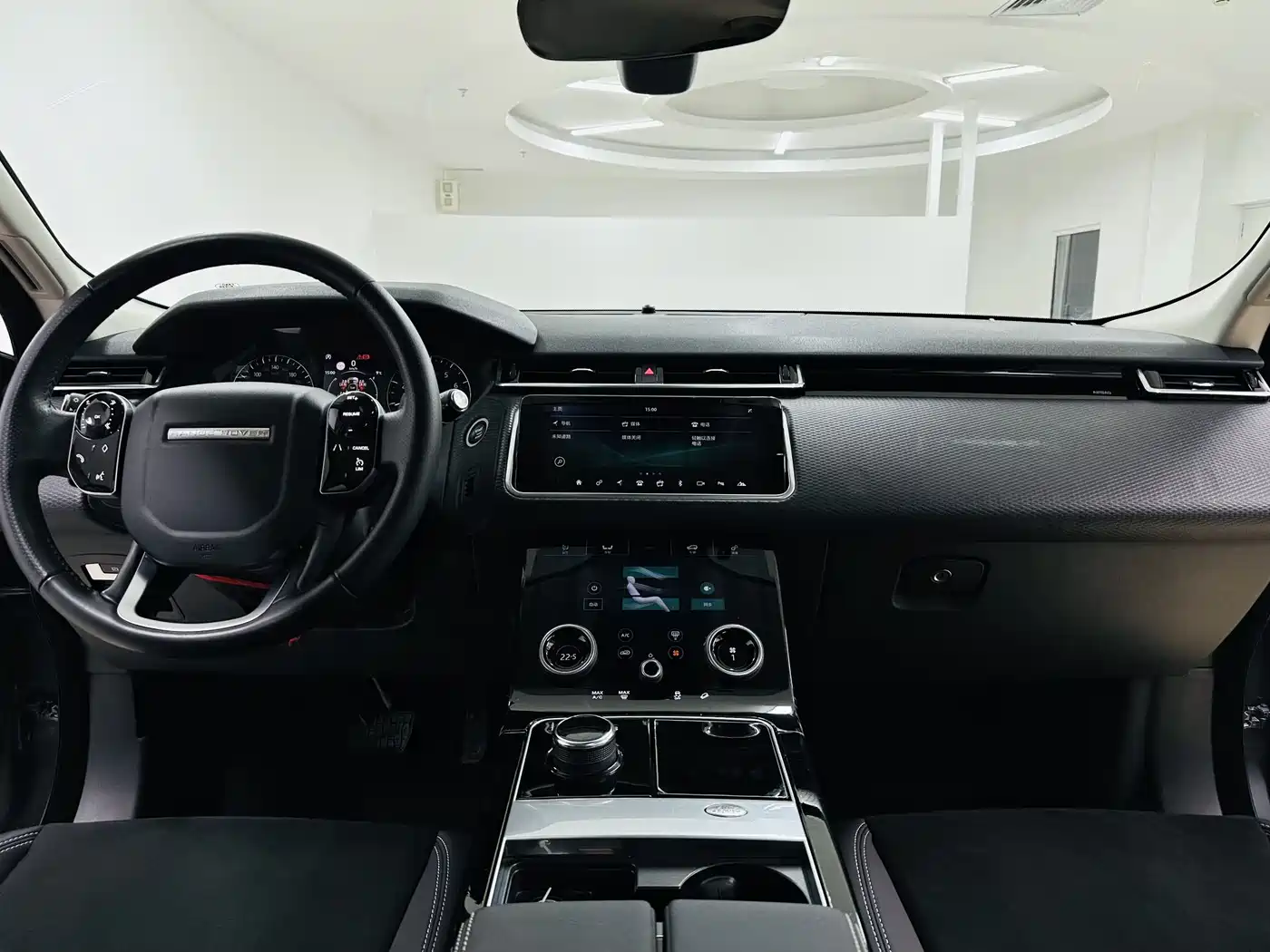 Land Rover Range Rover Velar 2018 P250 S фото 8