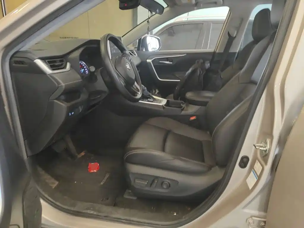Toyota Wildlander 2020 2020 Hybrid 2.5L E-CVT AWD Luxury Edition