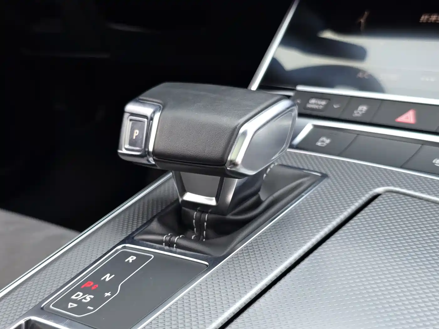 Audi A6L 2022 45 TFSI Premium Dynamic фото 9