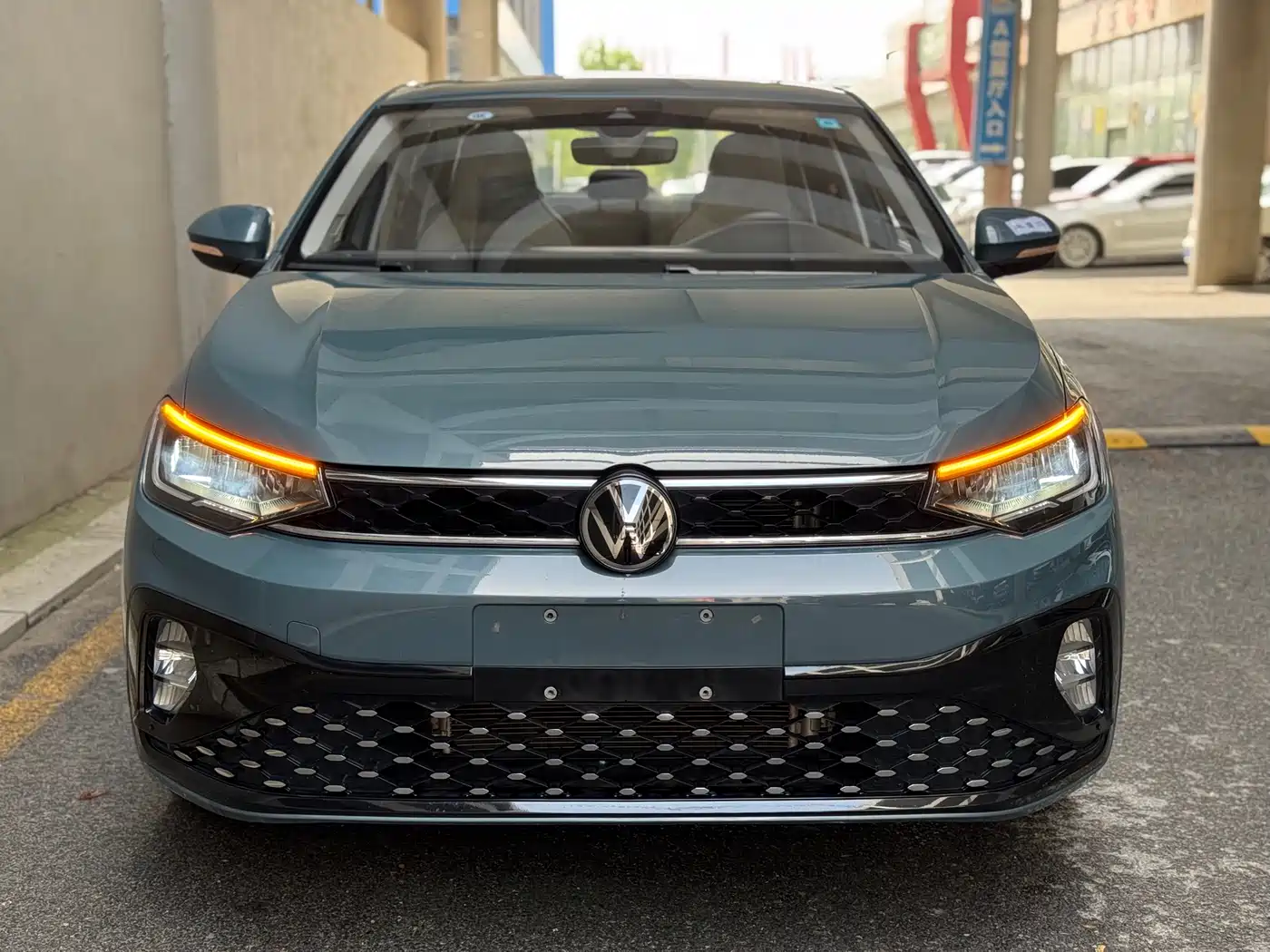 Volkswagen Lavida 2023 New Trend 1.5L Auto Aspiration Edition фото 2