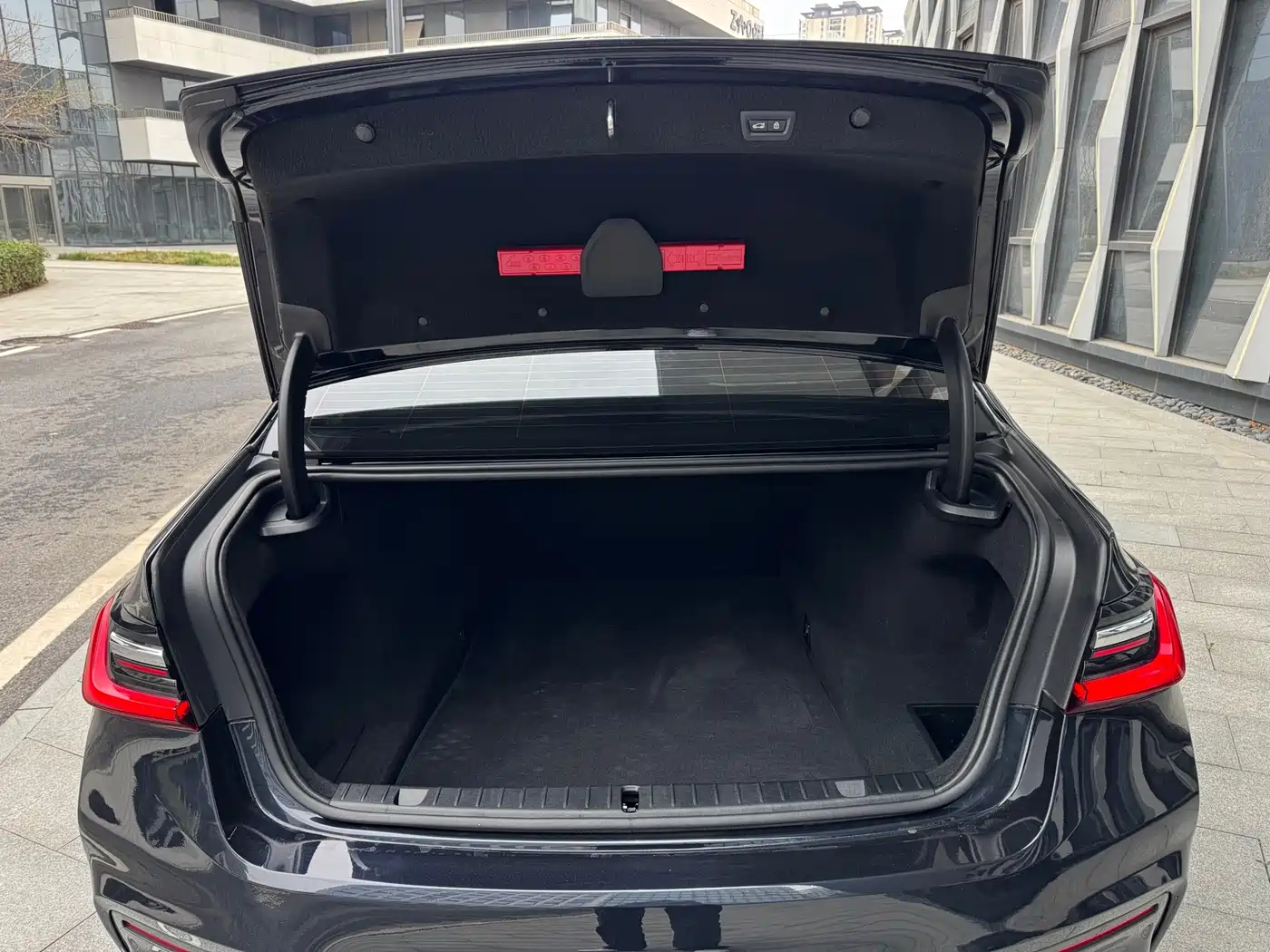 BMW 7 Series 2019 Facelift 740Li Leading M Sport Package фото 20