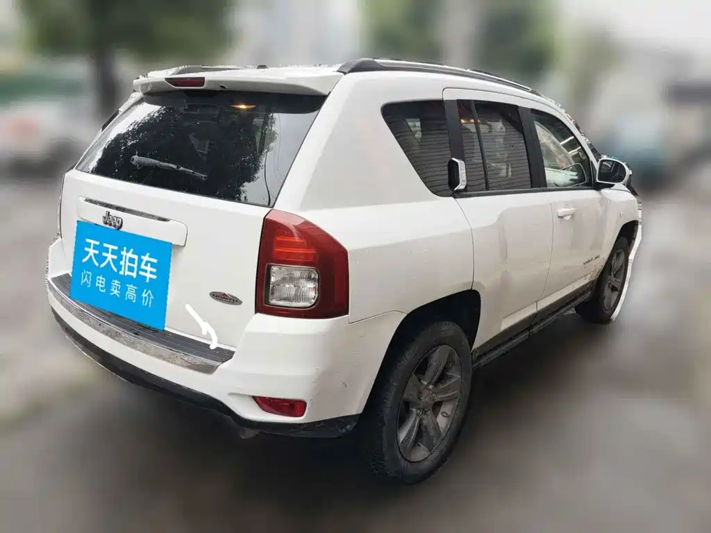 Jeep Compass (Import) 2015 2014 Facelift 2.4L 4WD Comfort Edition