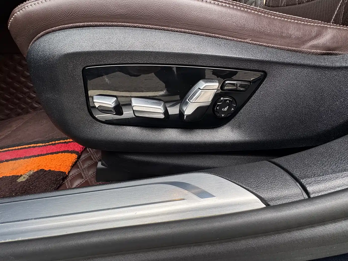 BMW 7 Series 2019 Facelift 740Li Leading M Sport Package фото 13