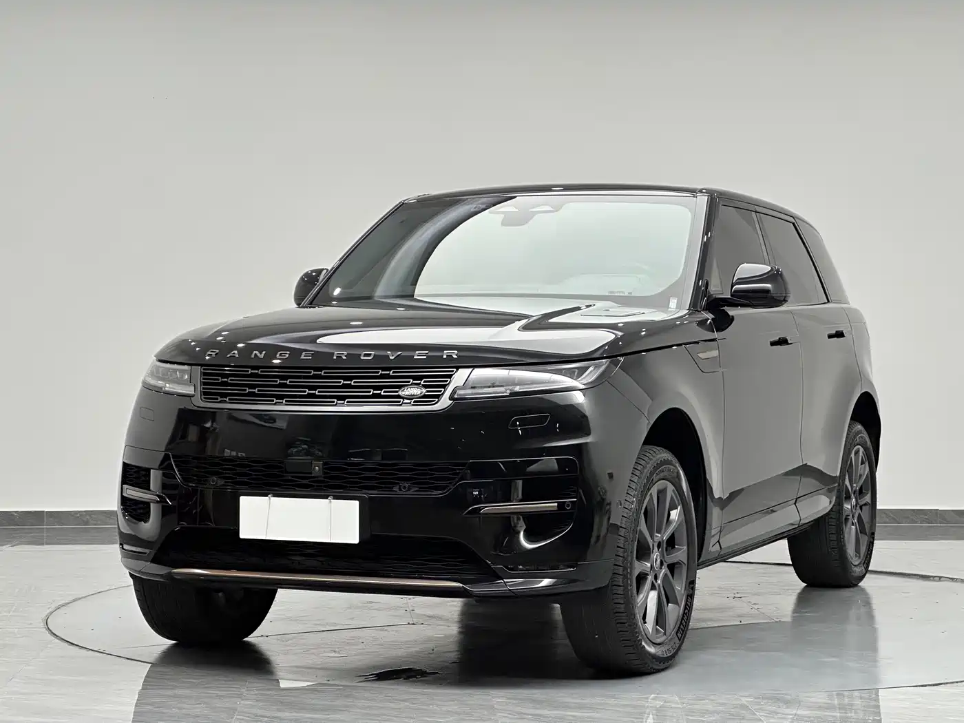 Land Rover Range Rover Sport 2023 400PS Dynamic SE
