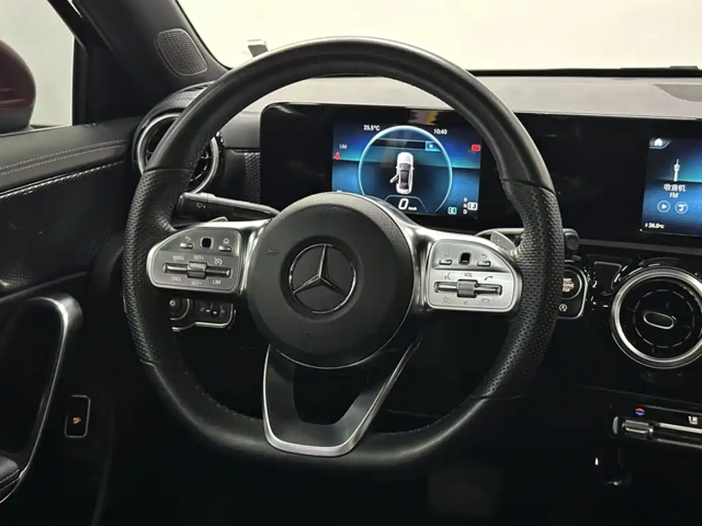 Фото 17 - Mercedes-Benz A-Class