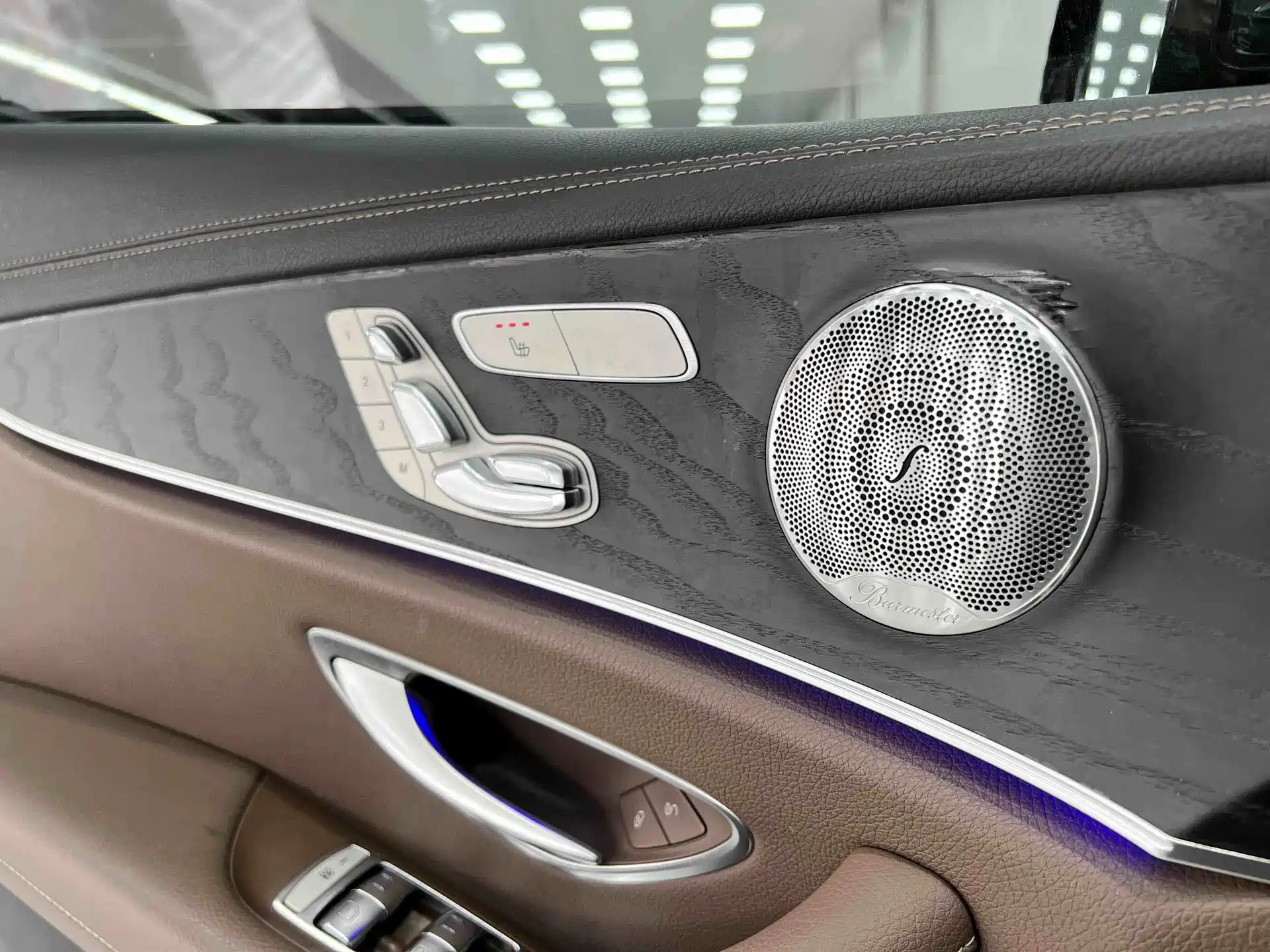 Фото 12 - Mercedes-Benz E-Class (Import)