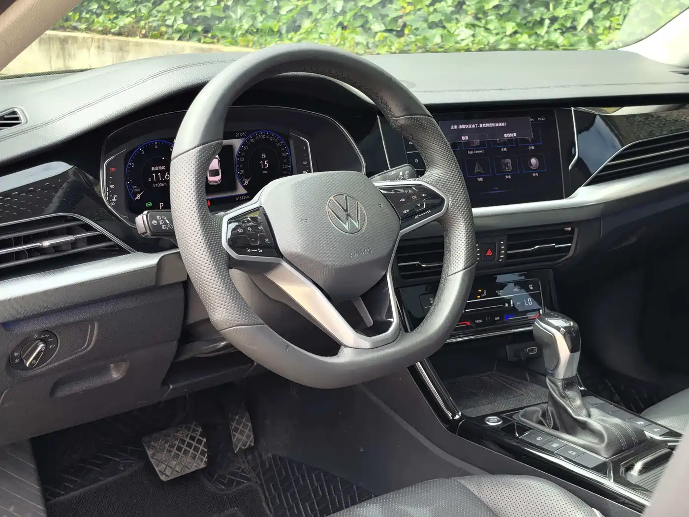 Volkswagen Passat 2022 330TSI Elite Edition фото 6