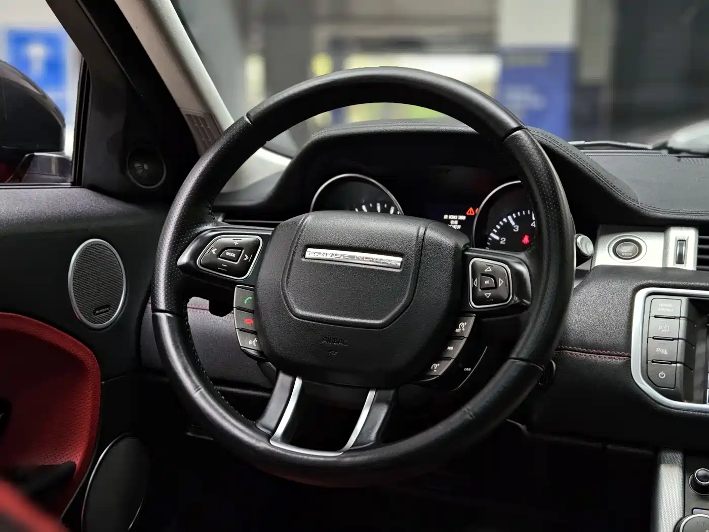 Land Rover Range Rover Evoque (Import) 2014 2.0T 5-door Brilliance Sport фото 13