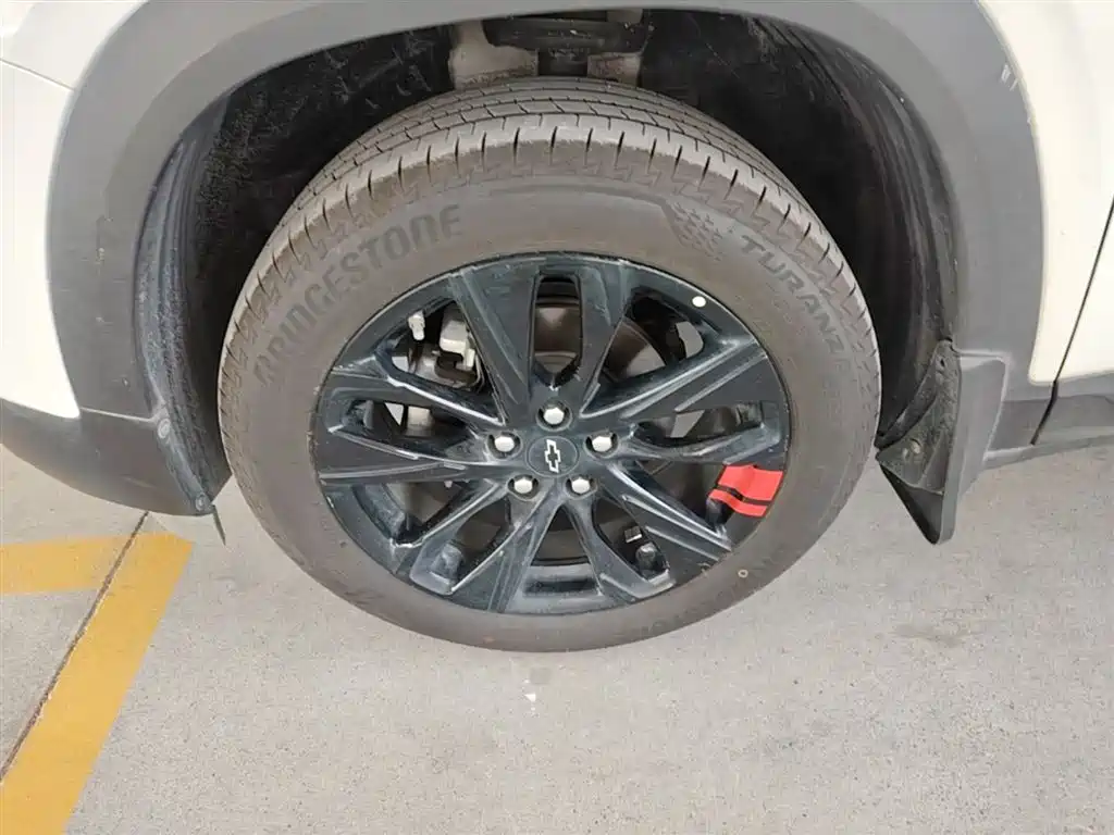 Chevrolet Trax 2019 Redline 335T CVT Extreme Edition (China VI) фото 23