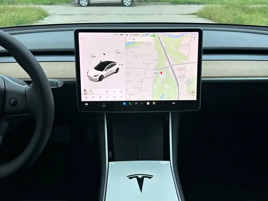 صورة 19 - Tesla Model 3