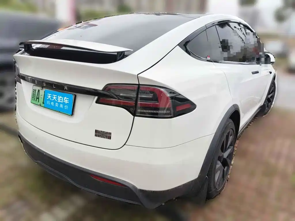 Tesla Model X 2024 2023 Tri-motor AWD Plaid