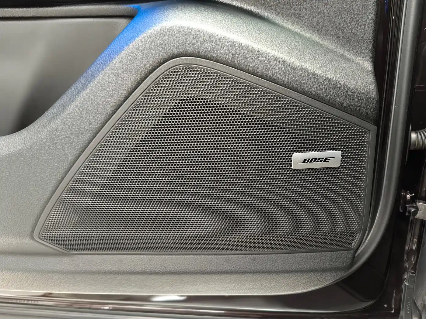 Porsche Cayenne New Energy 2019 Cayenne E-Hybrid 2.0T фото 27