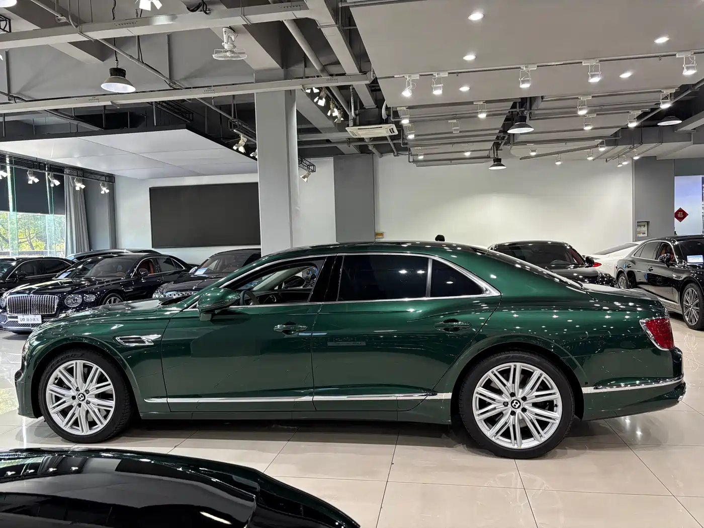 Bentley Flying Spur 2024 2024 4.0T V8 Standard Edition