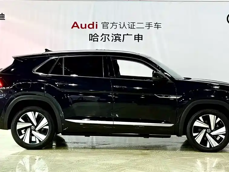 Volkswagen Teramont 2024 Teramont X 380TSI 4WD Premium Luxury Edition фото 5