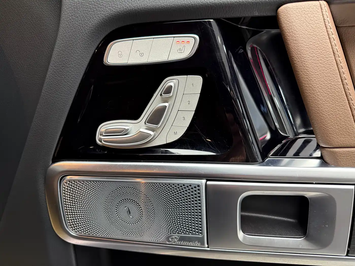 Mercedes-Benz G-Class 2024 G 350 фото 22