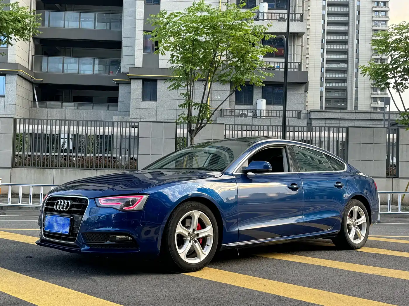 Audi A5 (Import) 2012 2.0TFSI Sportback фото 2