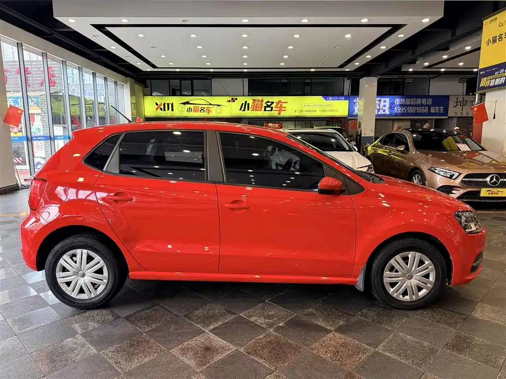 Фото 10 - Volkswagen Polo
