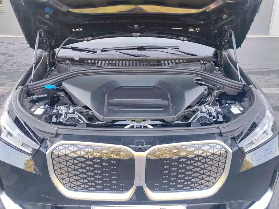 BMW iX1 2026 2025 eDrive25L X Design Package