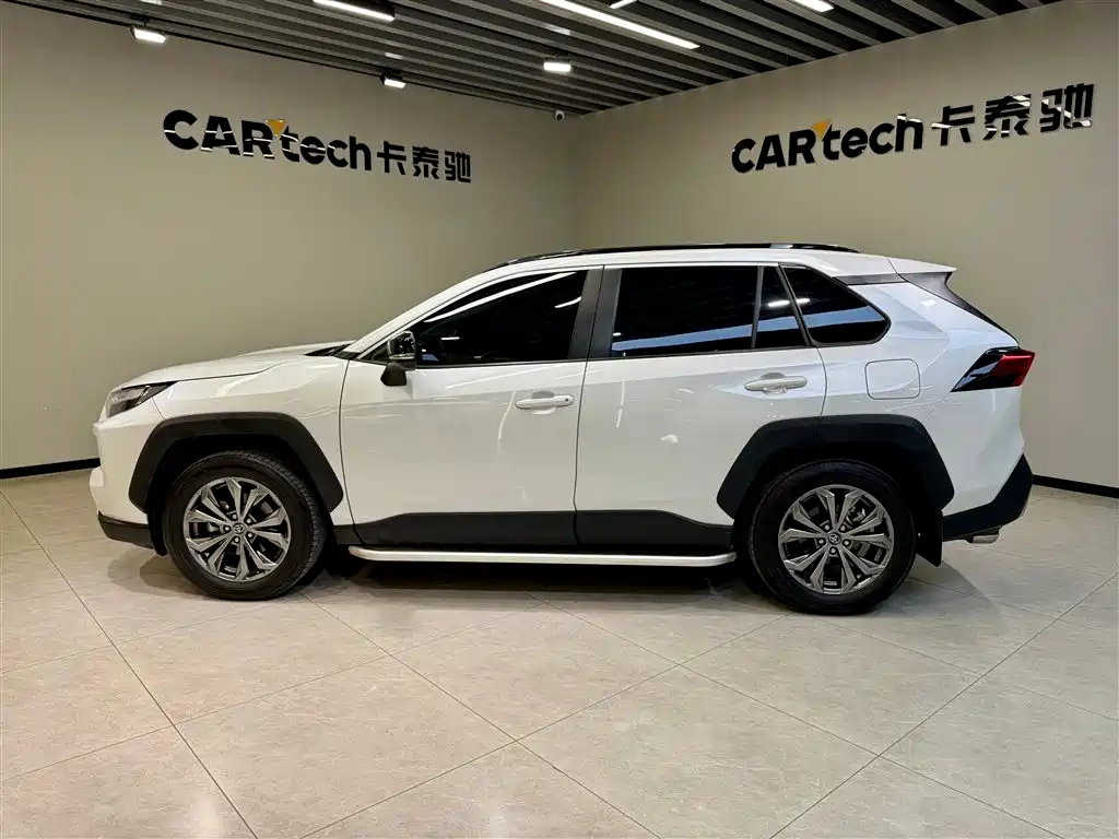 Toyota RAV4 Rongfang 2024 2.0L CVT AWD Adventure Plus Edition фото 7