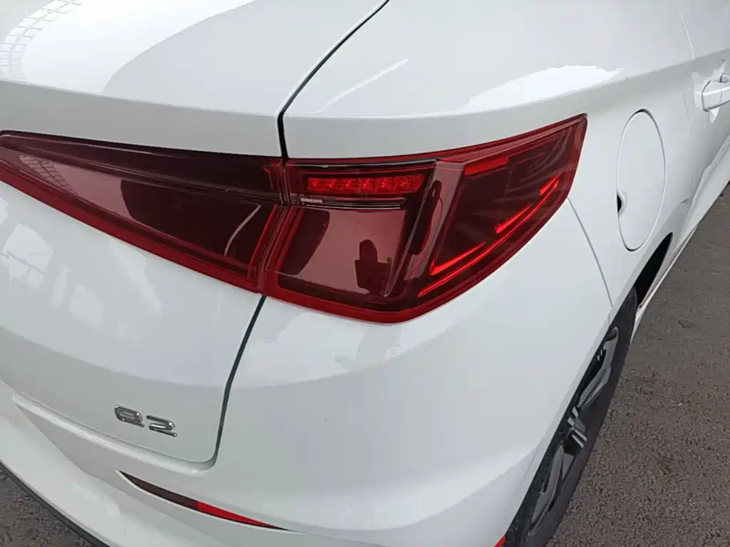 BYD e2 2020 2020 Upgraded Long Range Premium