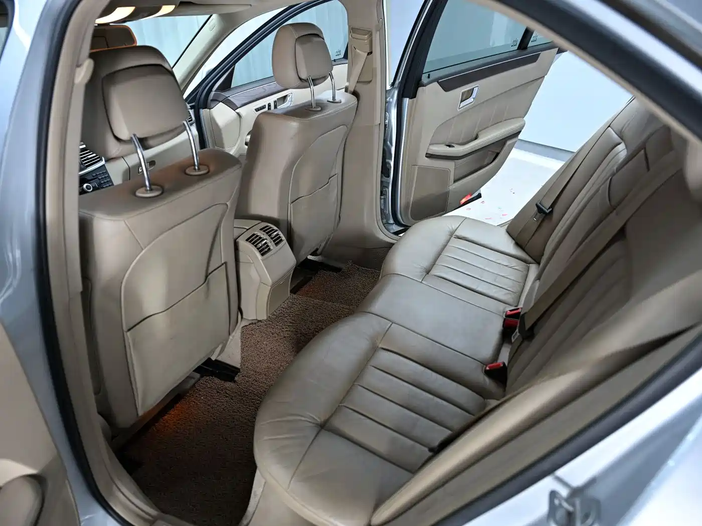 Mercedes-Benz E-Class (Import) 2010 E 200 CGI Elegance фото 10