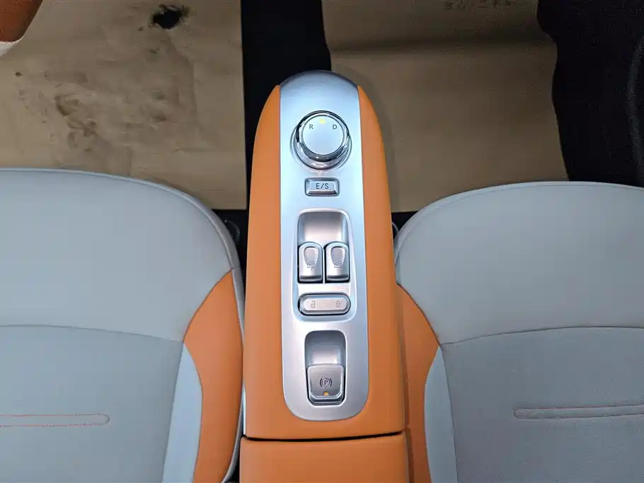 CHANGAN CHANGAN LUMIN