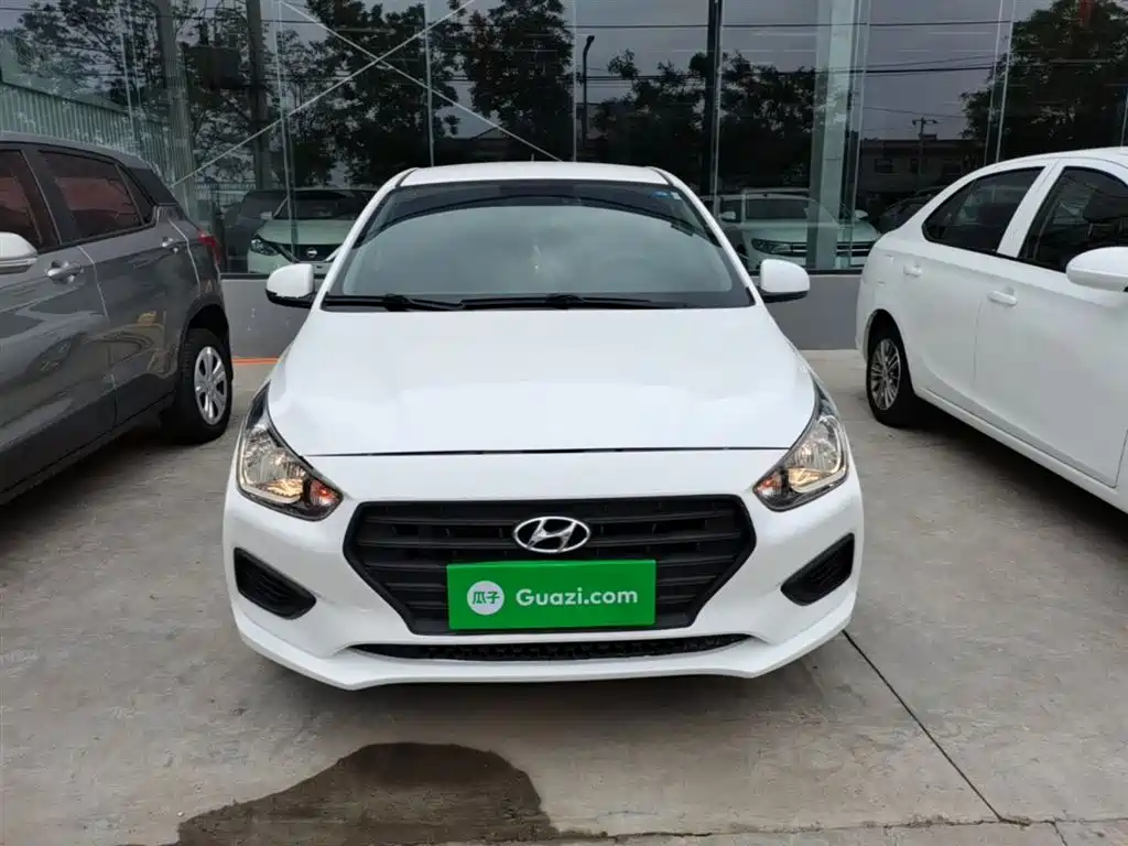 Hyundai Verna 2017 1.4L Manual Renewal China V фото 3