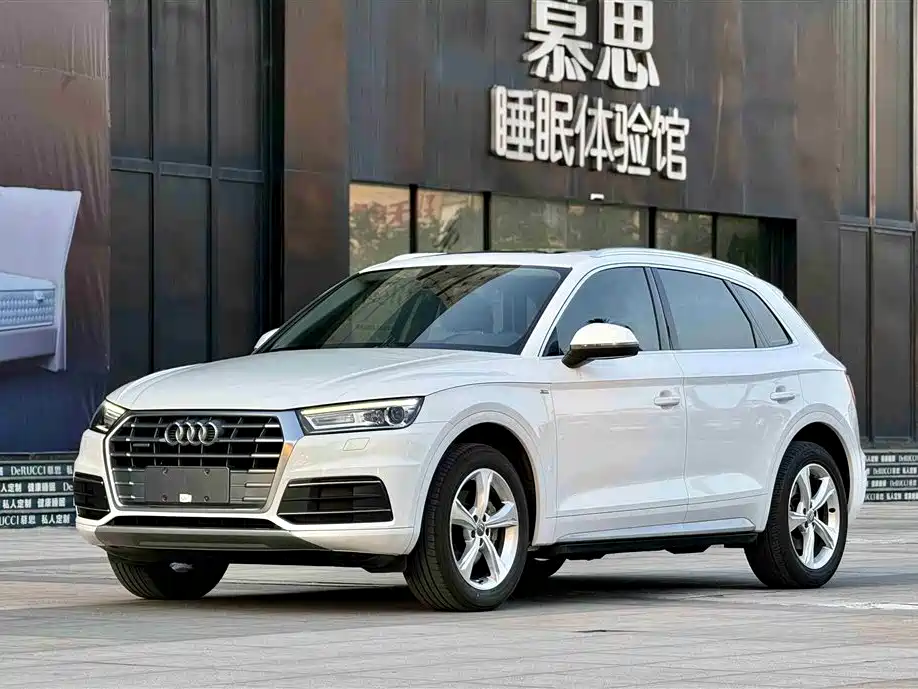 Audi Q5L 2018 40 TFSI Premium Progressive China VI