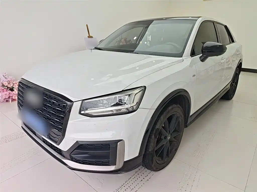 Audi Q2L 2018 35 TFSI Launch Exclusive Edition China VI