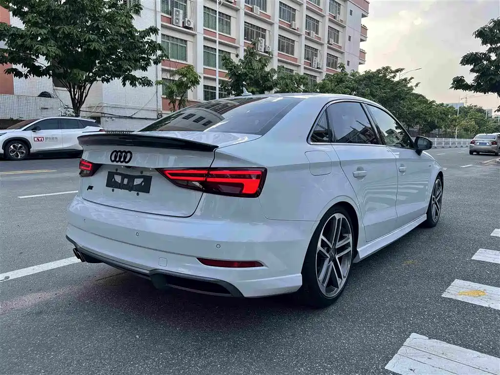 Фото 8 - Audi A3