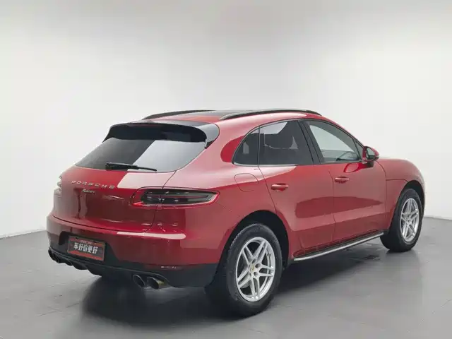 Porsche Macan 2017 Macan 2.0T — фото 2