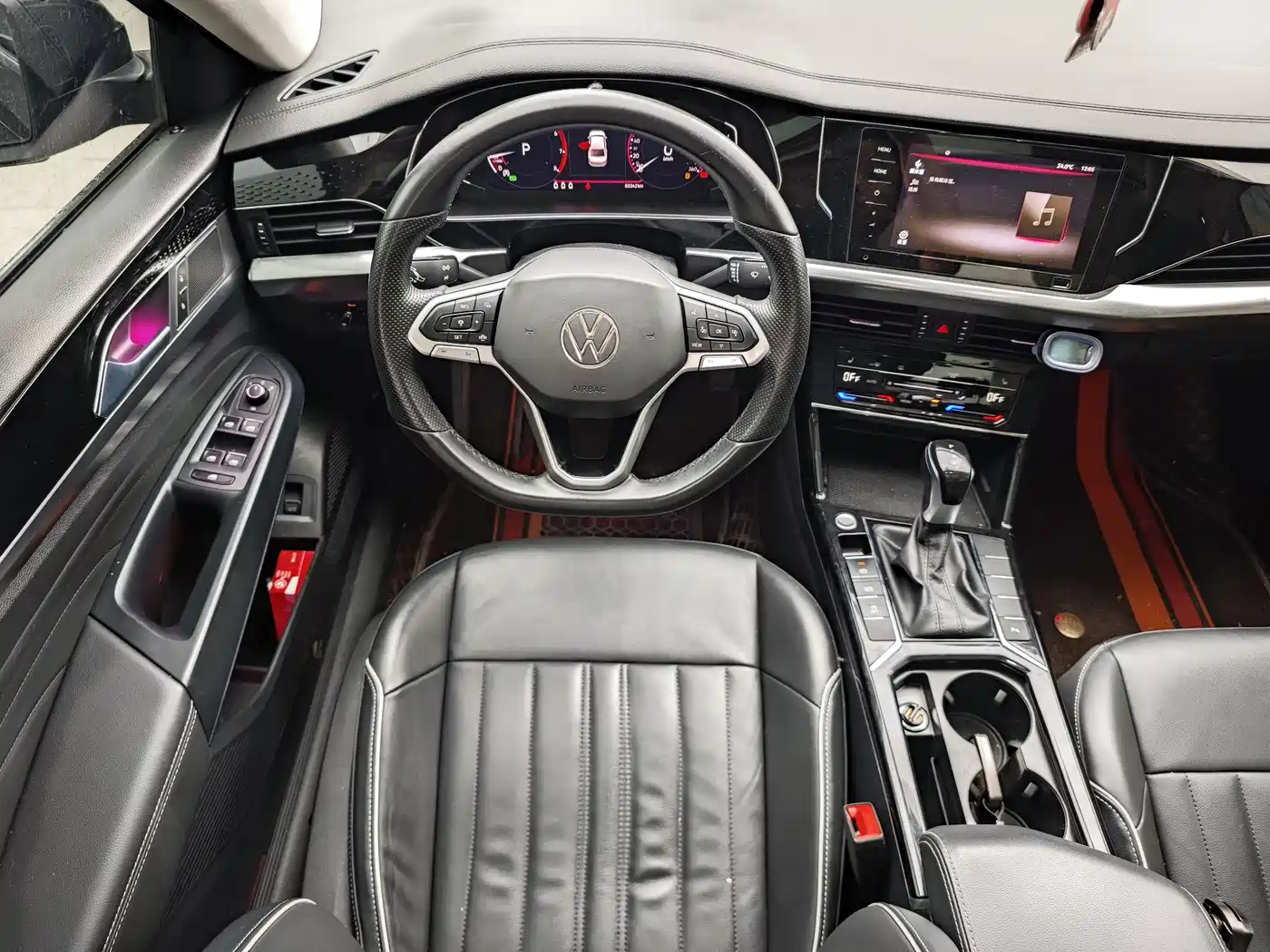 Volkswagen Passat 2022 330TSI Starlight Elite Edition фото 4
